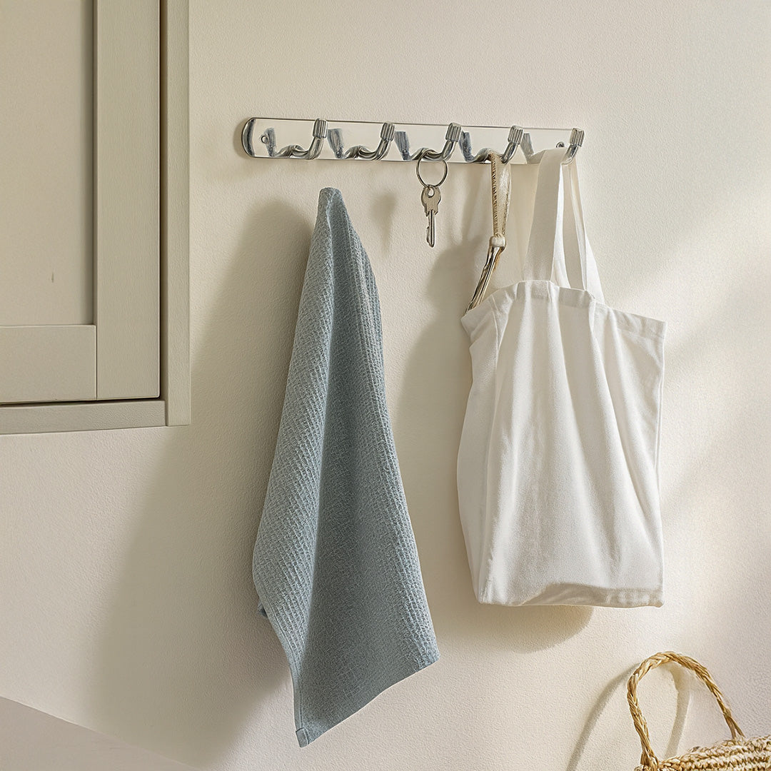 Primehut® 6 & 8 Pin Chrome Wall Hanger – Ribbed Hook Heavy-Duty Metal Rail for Modern Home & Office Organization